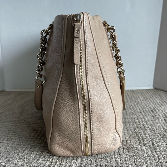 Kate Spade Large Tote Shoulder Bag with chain handles. Cream  color - Picture 4 of 16